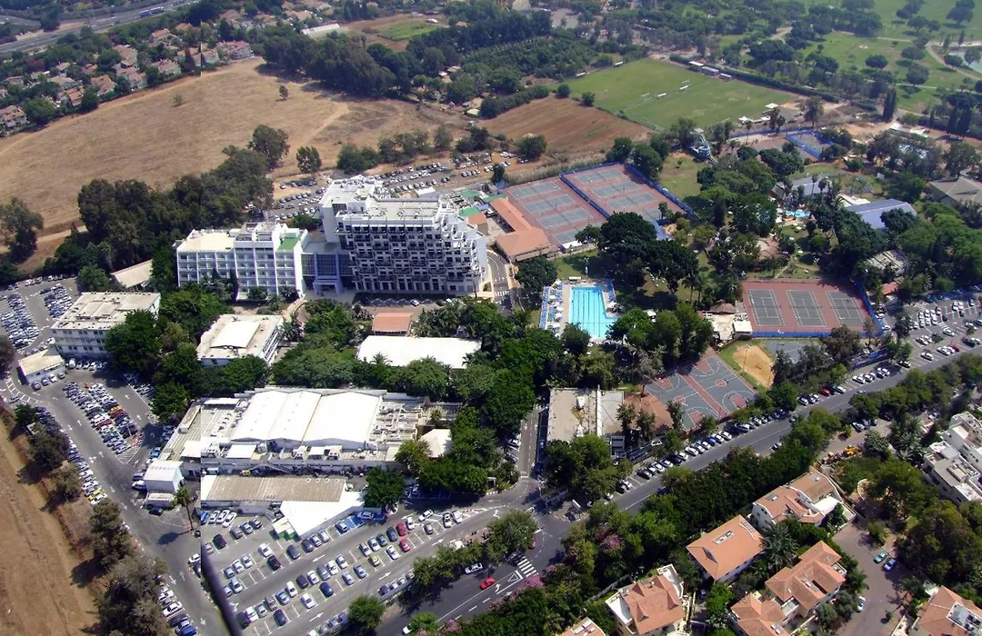 Kfar Maccabiah Business & Sport Hotel-1