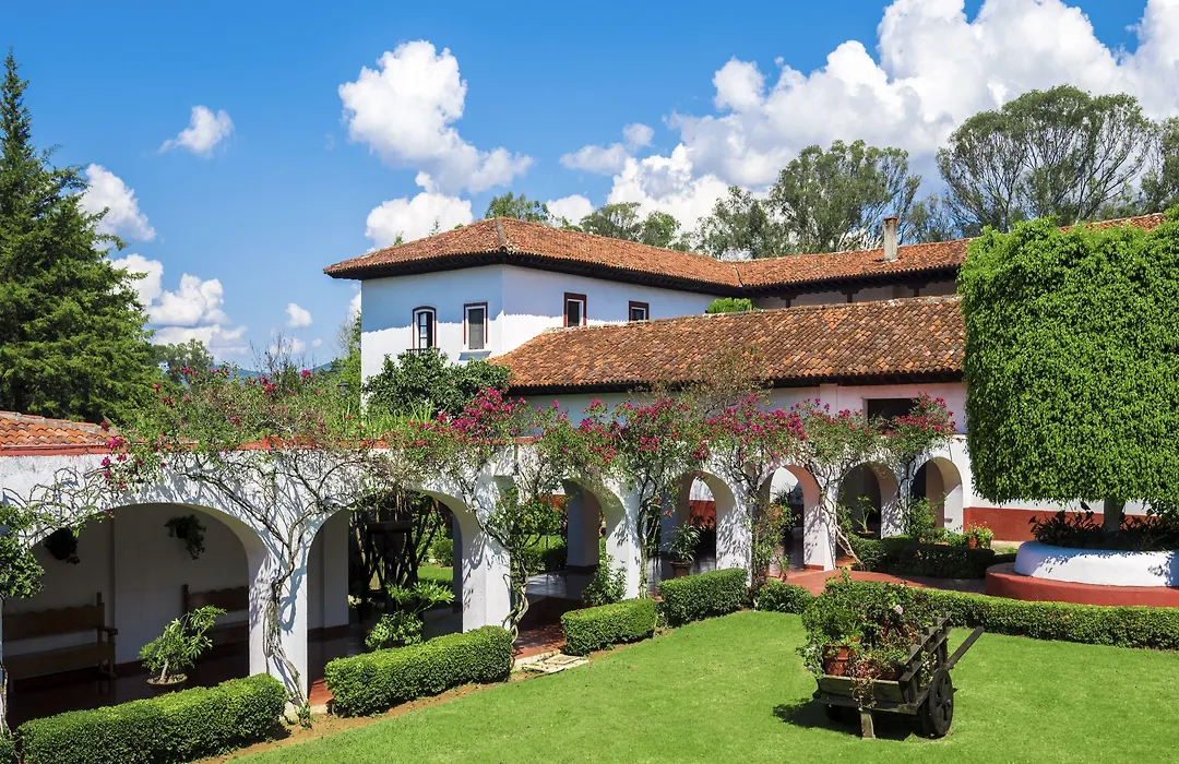 Best Western Plus Posada De Don Vasco-1
