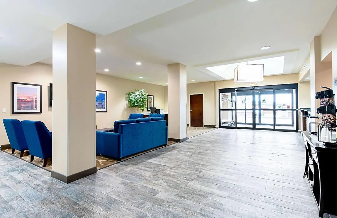 Comfort Inn & Suites Pine Bluff-1