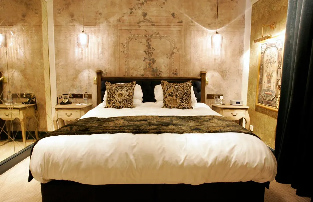 Hardwick Hall Hotel-1