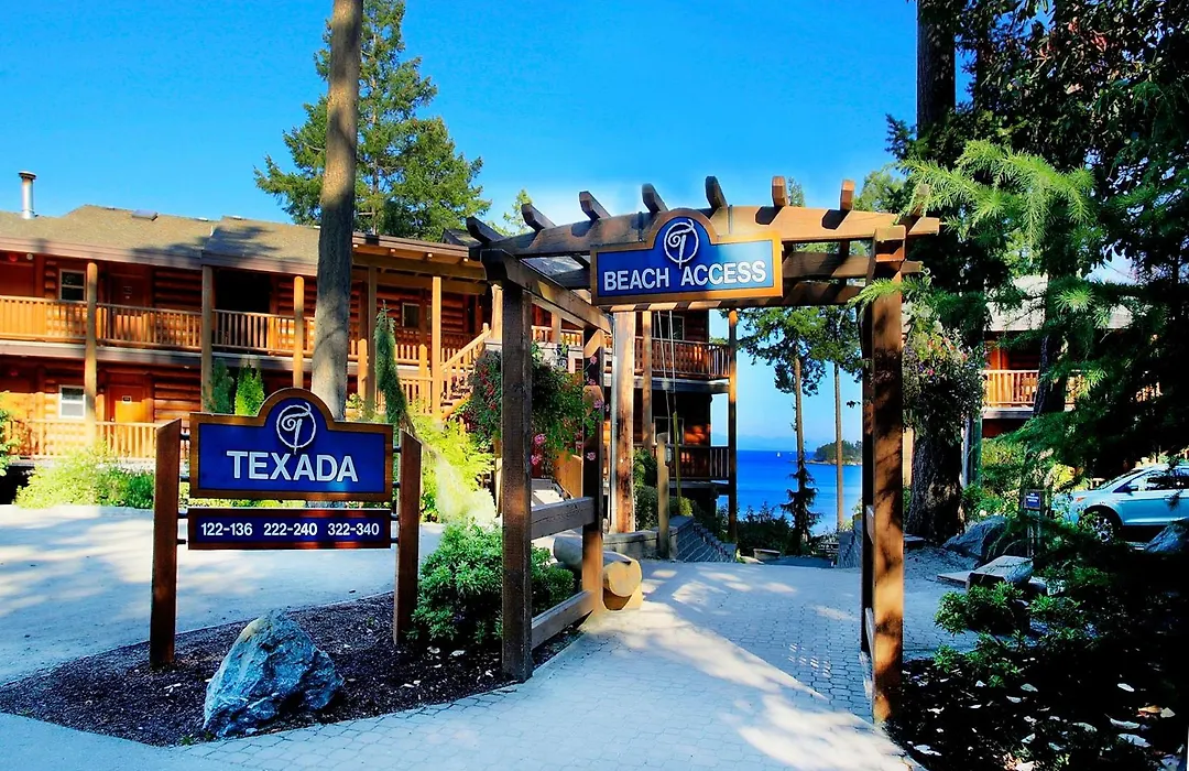 Tigh-Na-Mara Seaside Spa Resort-1