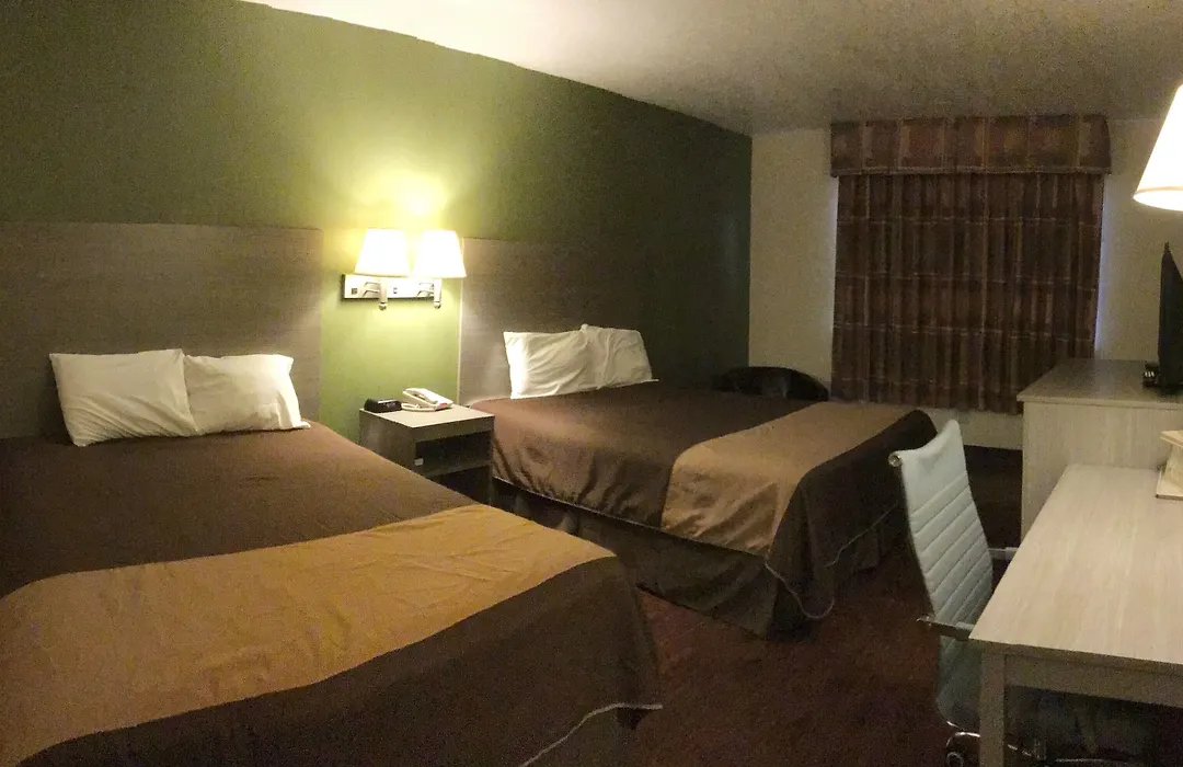 Rodeway Inn Moriarty-1
