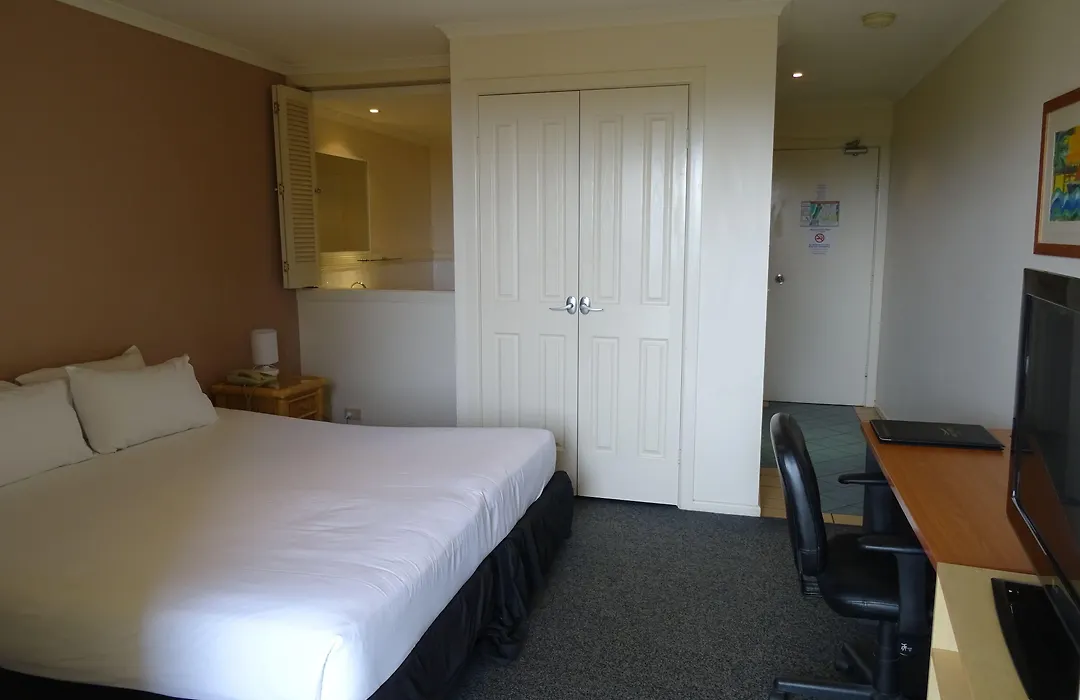 Aqualuna Beach Resort-1
