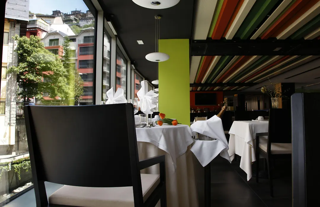 Hotel Metropolis-1