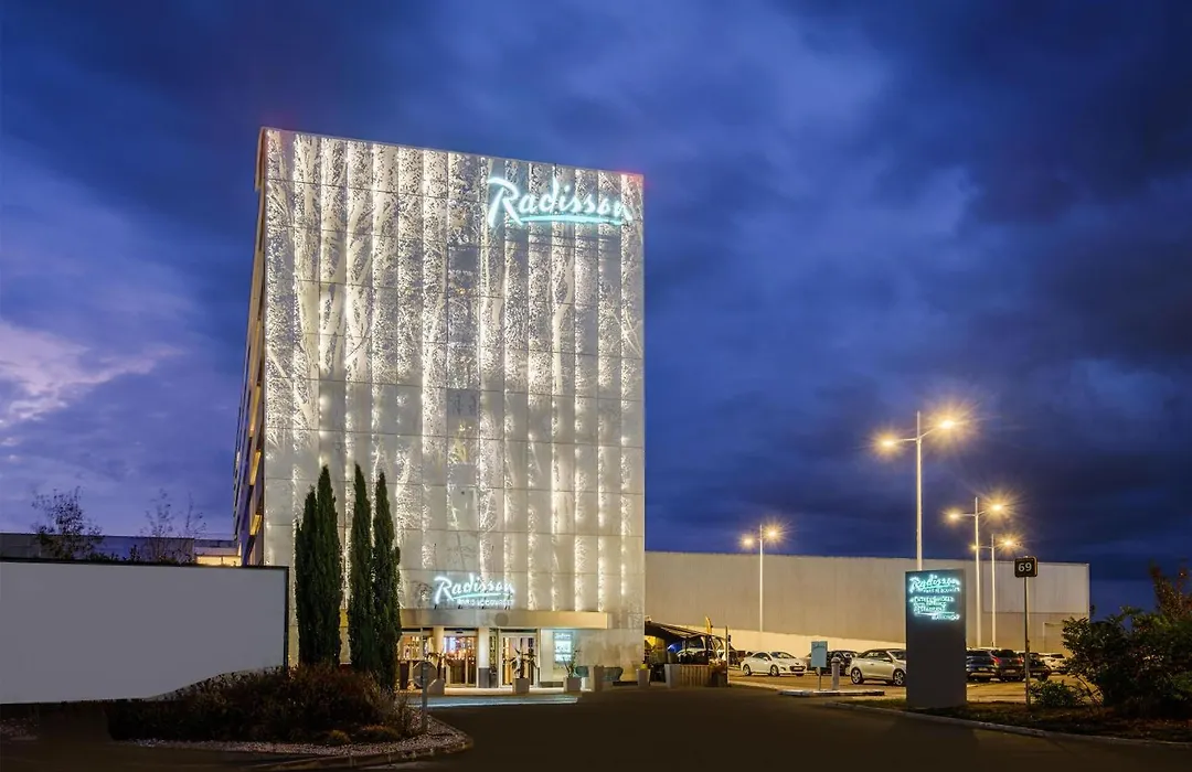 Campanile Le Bourget – Airport-1