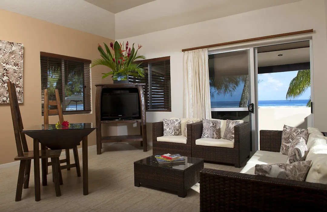 Crown Beach Resort & Spa (Adults Only)-1