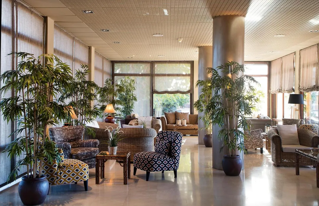Luna Club Hotel Yoga & Spa 4Sup-1