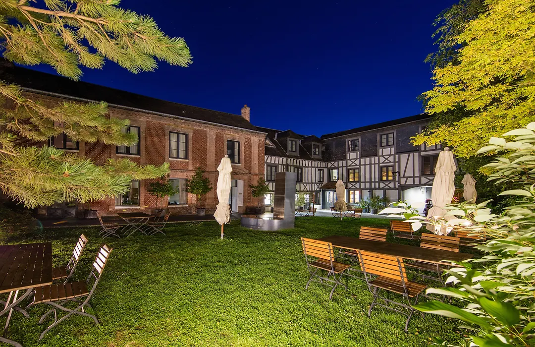 Hotel La Licorne & Spa-1