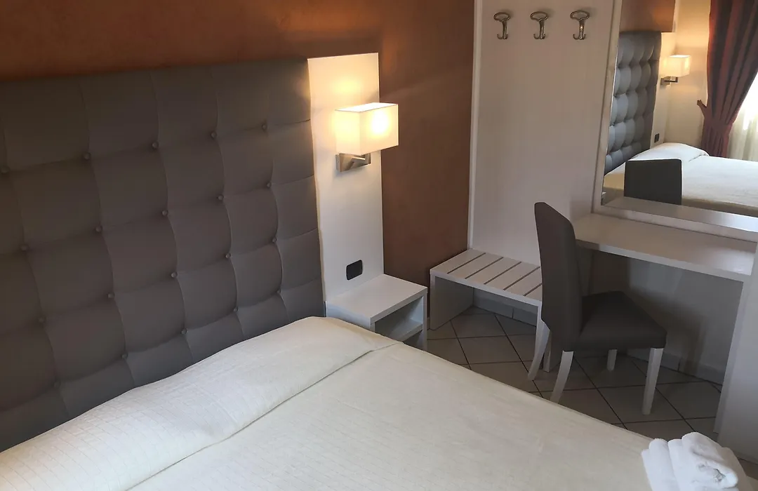 Hotel Villa Glicini-1