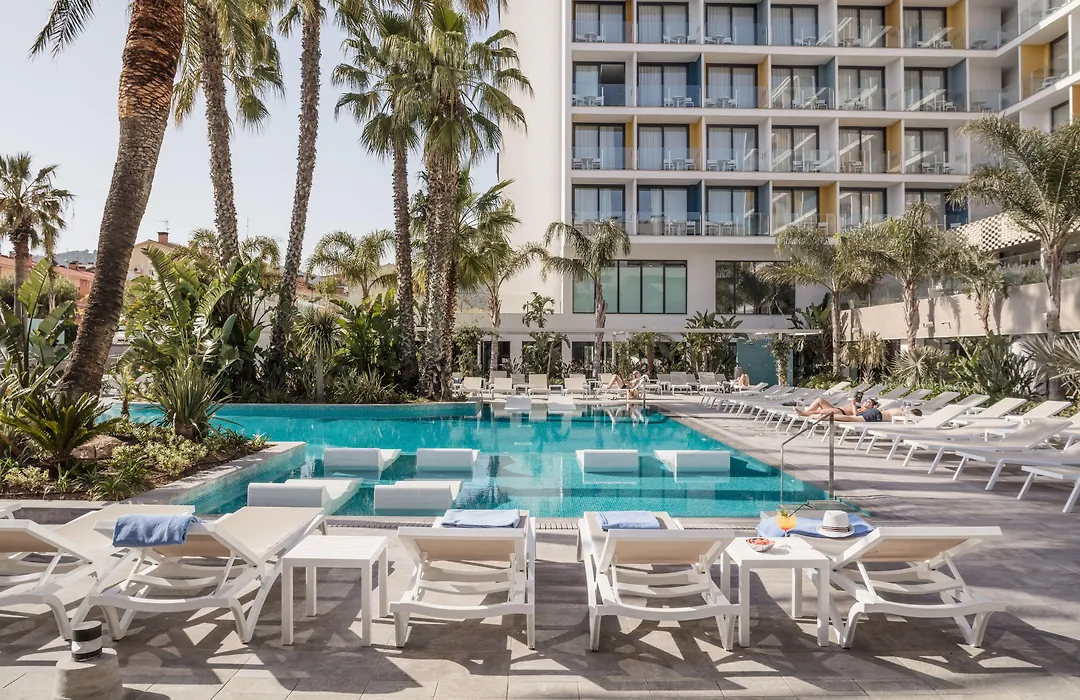 Aqua Hotel Silhouette & Spa - Adults Only-1