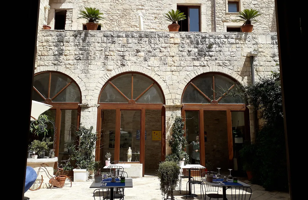 S. Martin Hotel-1