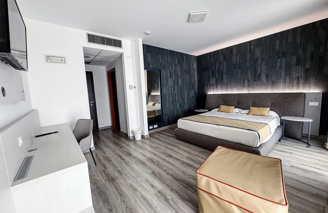 Mediterranea Hotel & Convention Center-1