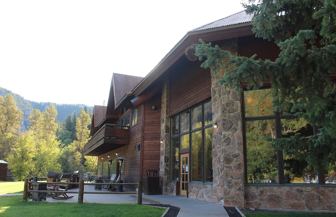 Spearfish Canyon Lodge-1
