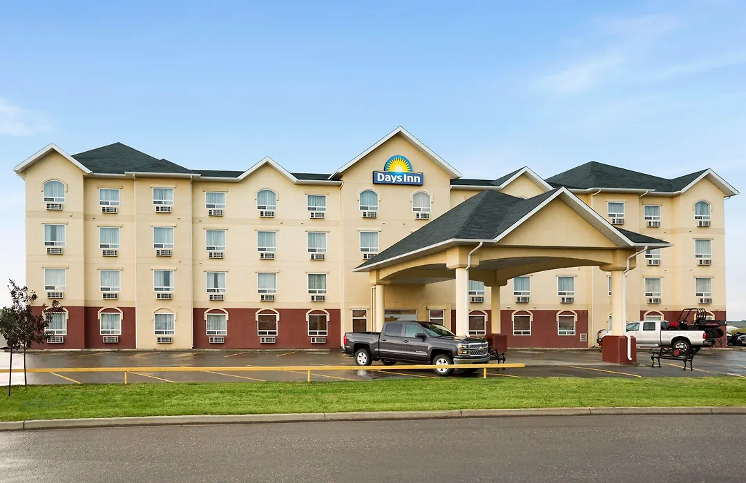 Days Inn By Wyndham Dawson Creek-1