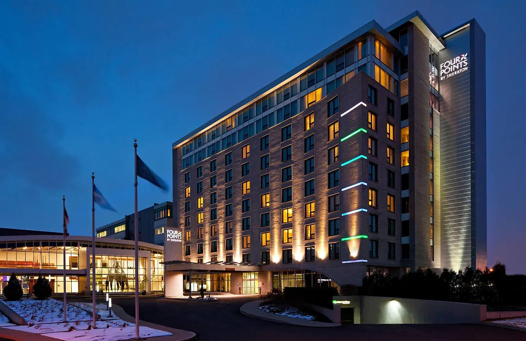 Four Points By Sheraton Levis Convention Centre-1