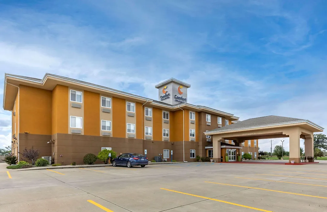 Comfort Inn & Suites Greenville I-70-1