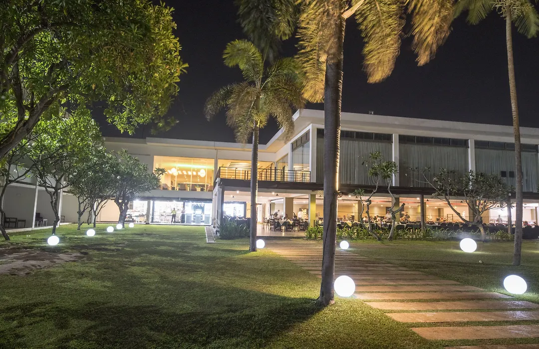 Pegasus Reef - A Beach Resort In Colombo-1