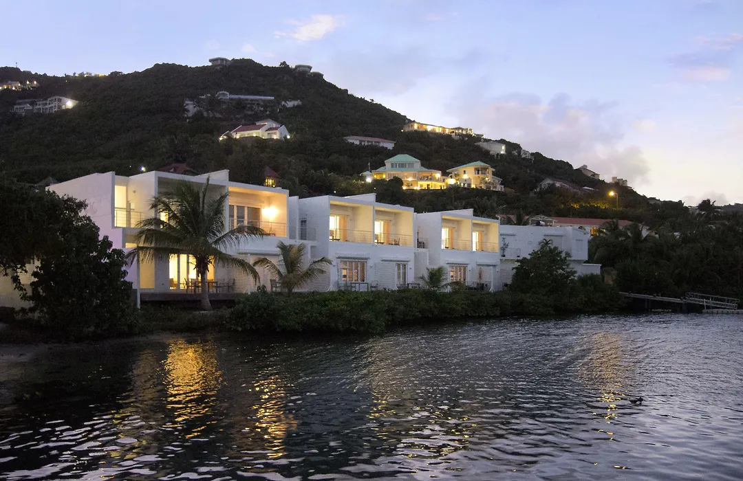 Coral Beach Club Villas & Marina-1