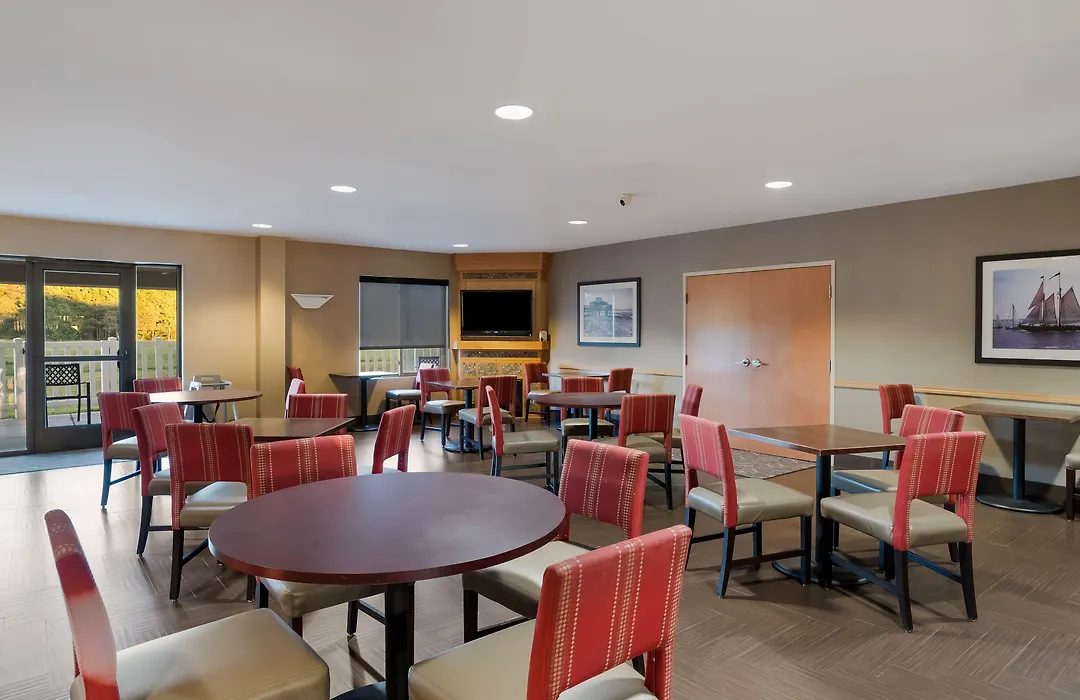 Comfort Suites Suffolk - Chesapeake-1