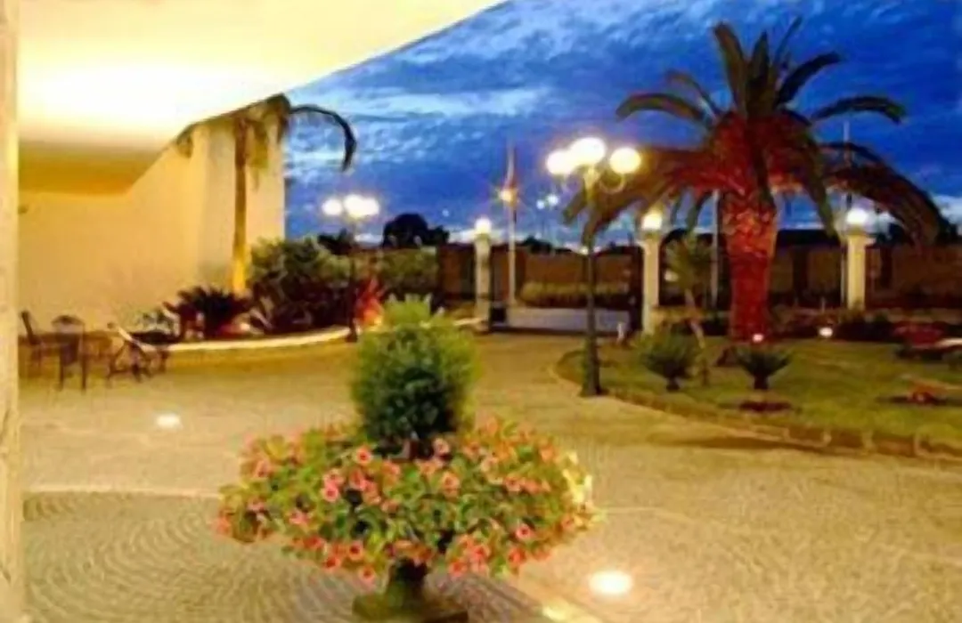 Hotel Capys-1