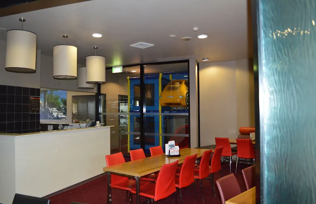 Best Western Blackbutt Inn-1