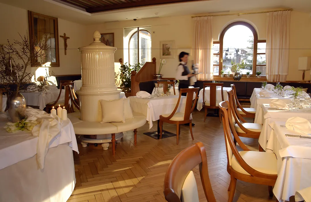 Romantik Hotel Post-1