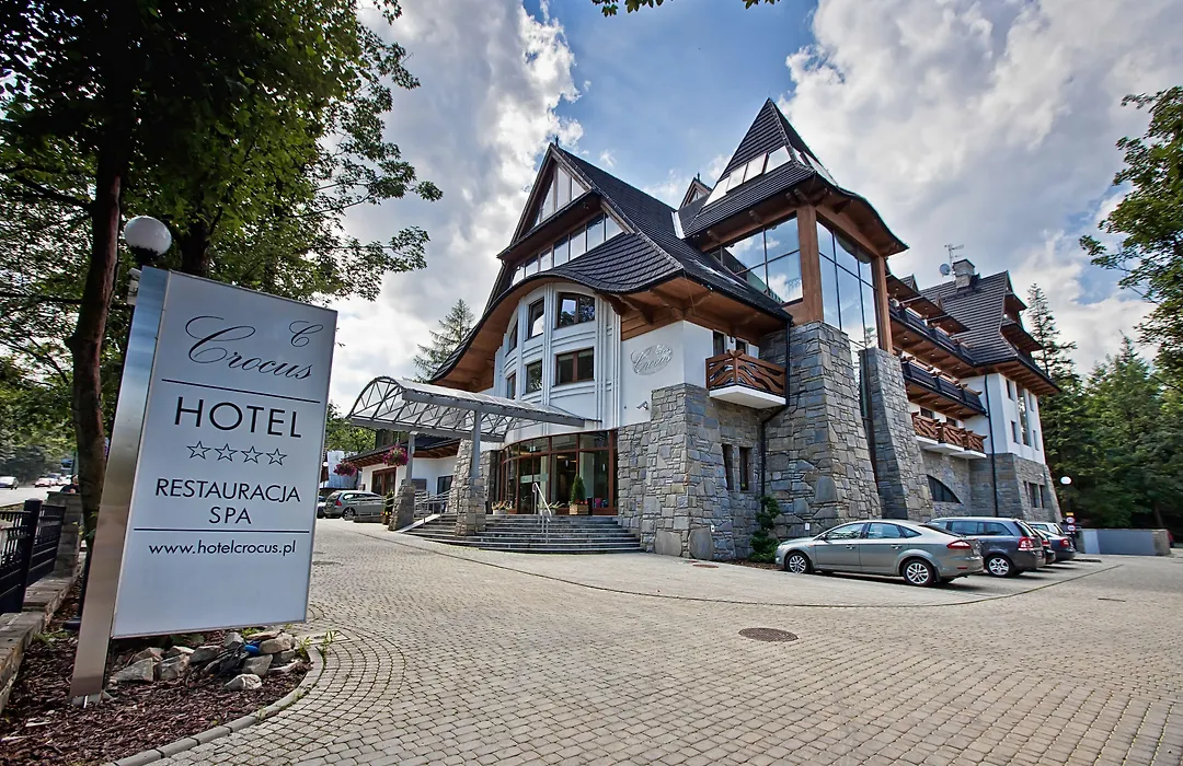 Hotel Crocus-1