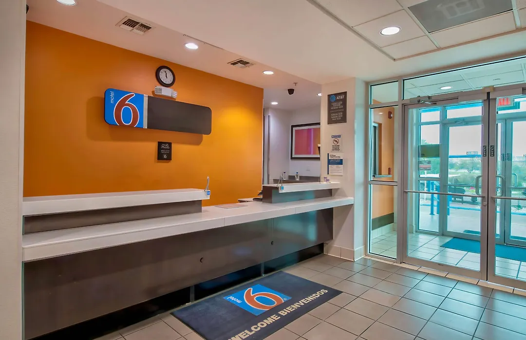 Motel 6-Eagle Pass, Tx - Lakeside-1