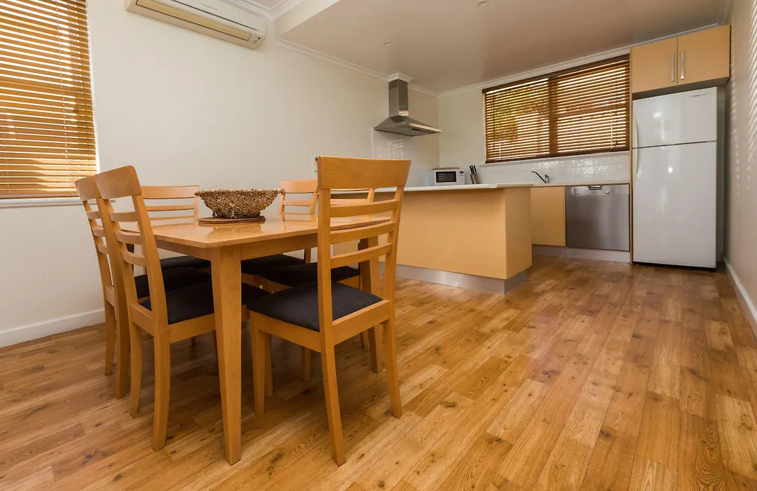 Bay 10 - Suites And Apartments-1