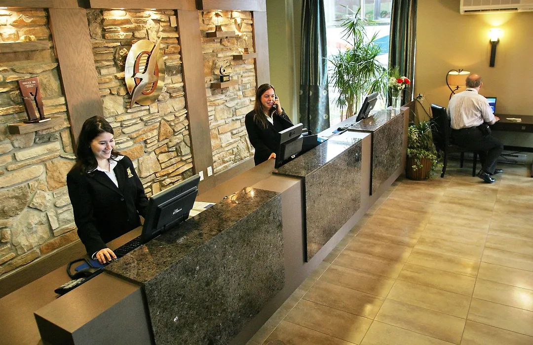 Days Inn By Wyndham Levis-1