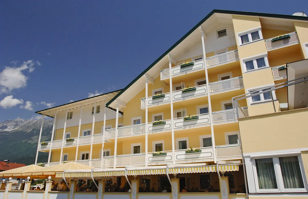 Rumer Hof-1