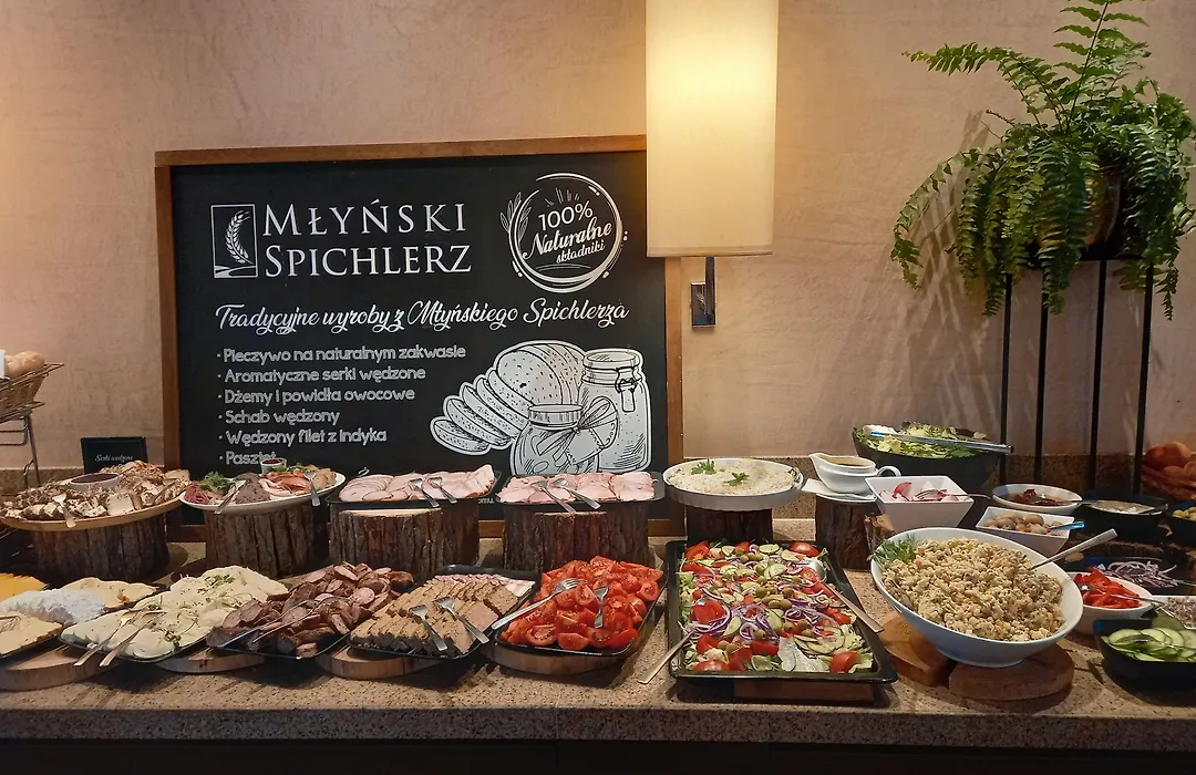 Mlyn Jacka Hotel & Spa-1