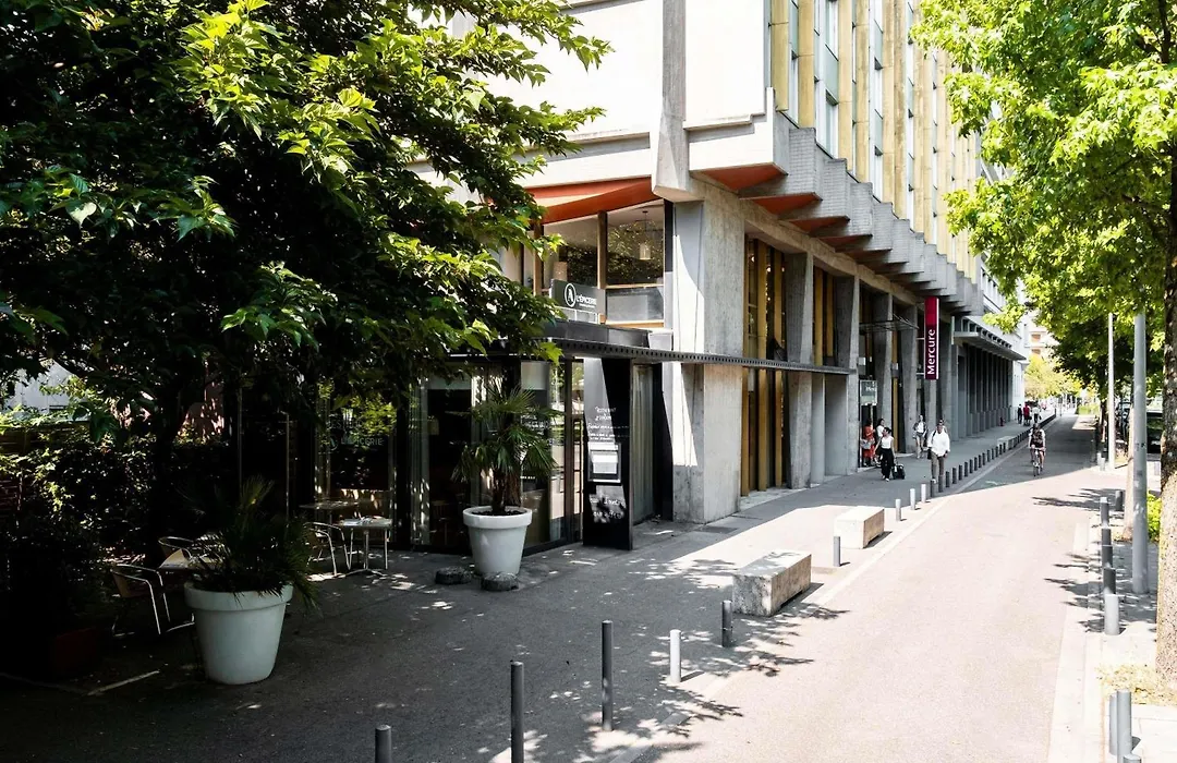 Mercure Grenoble Centre Alpotel-1
