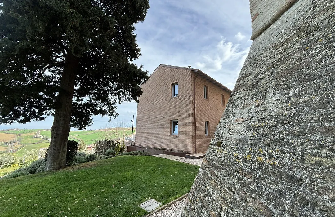 Castello Di Monterado-1