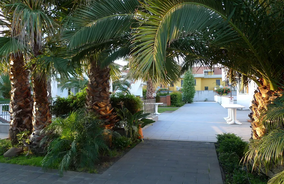 King'S House Hotel Resort-1