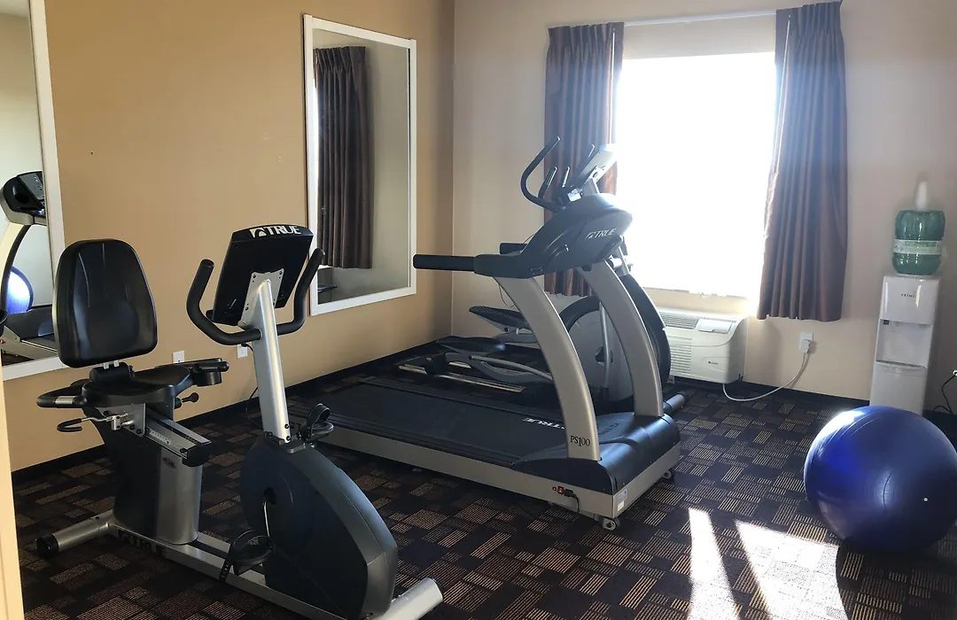 Quality Inn & Suites Minot North-1