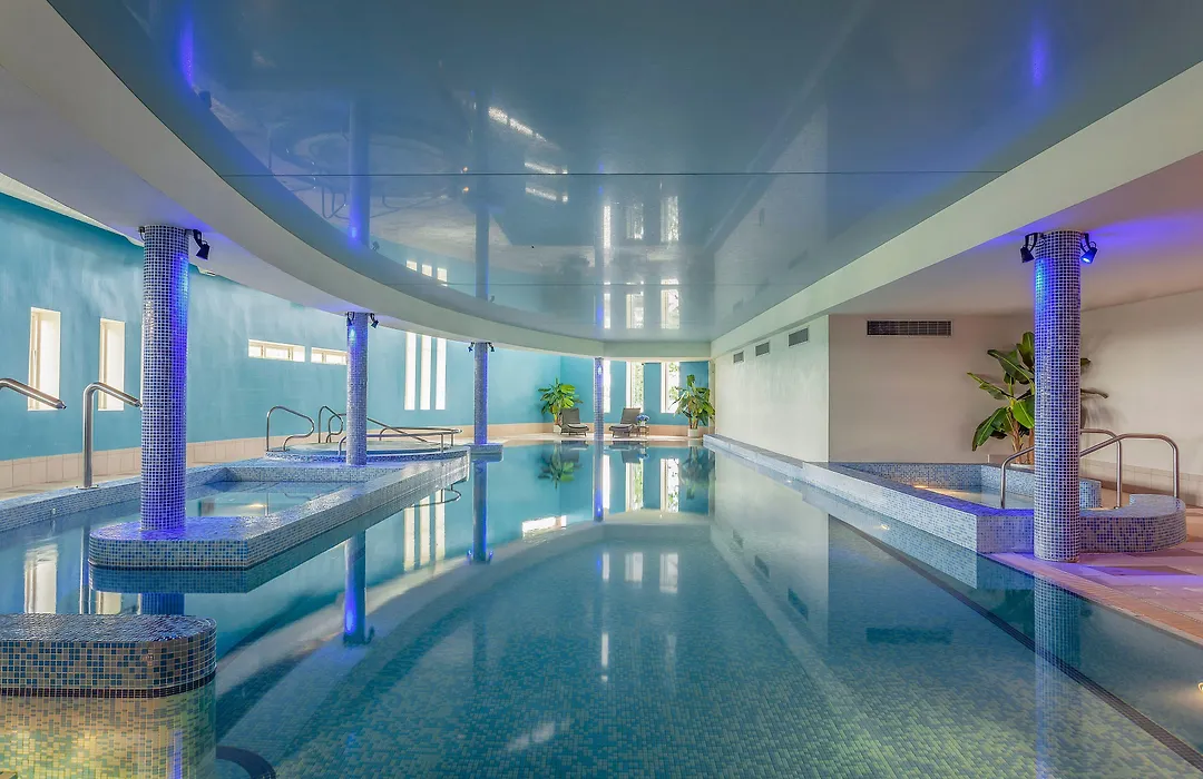 Horse & Jockey Hotel-1