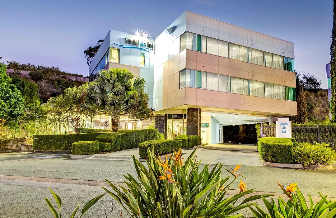 Springfield Lakes Boutique Hotel-1