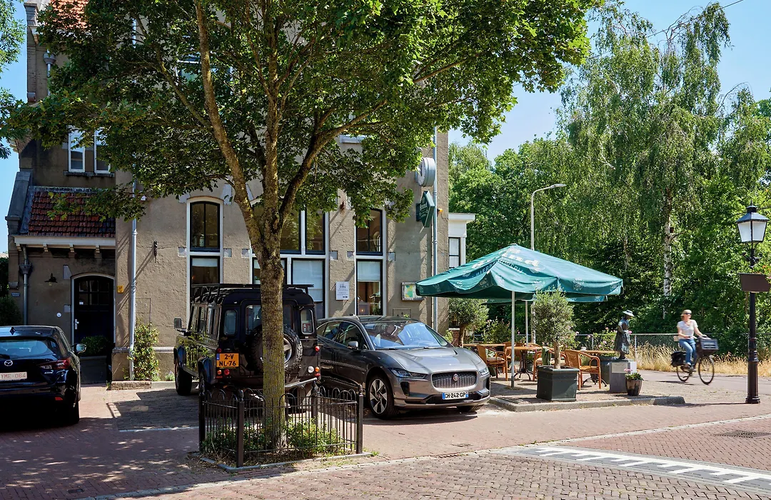 Station Amstelveen-1