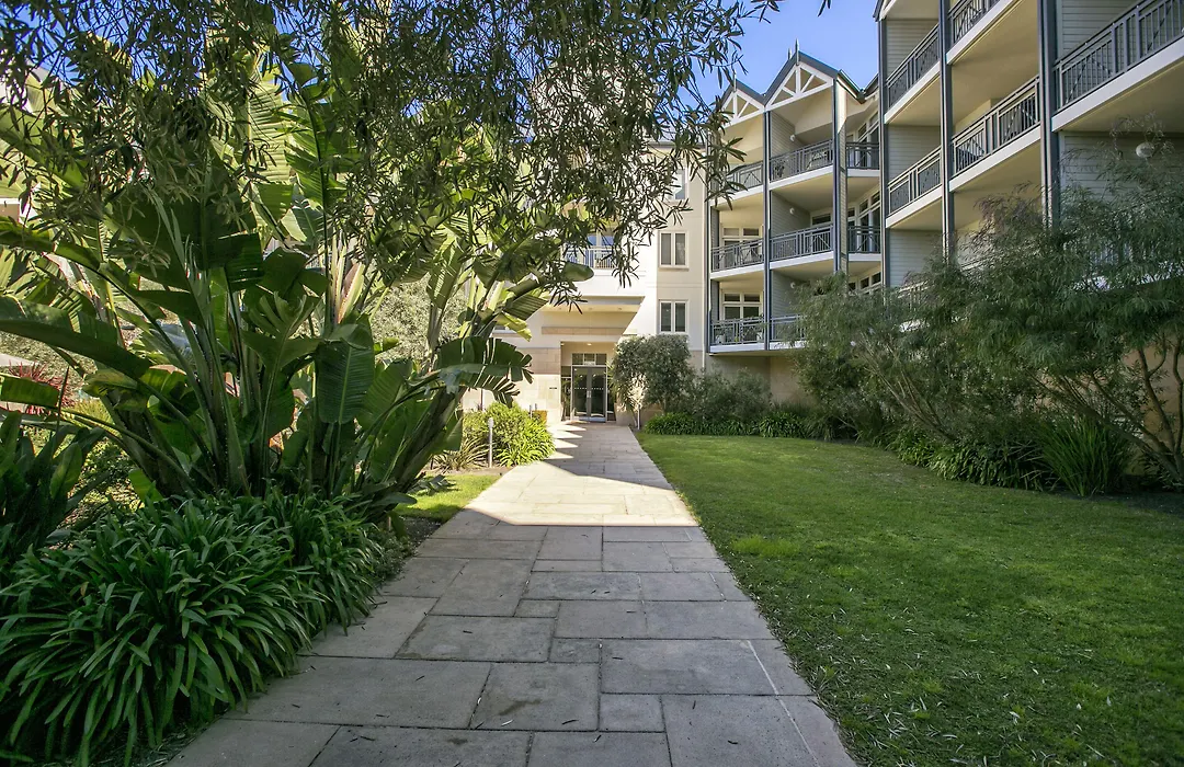 Portsea Village Resort-1