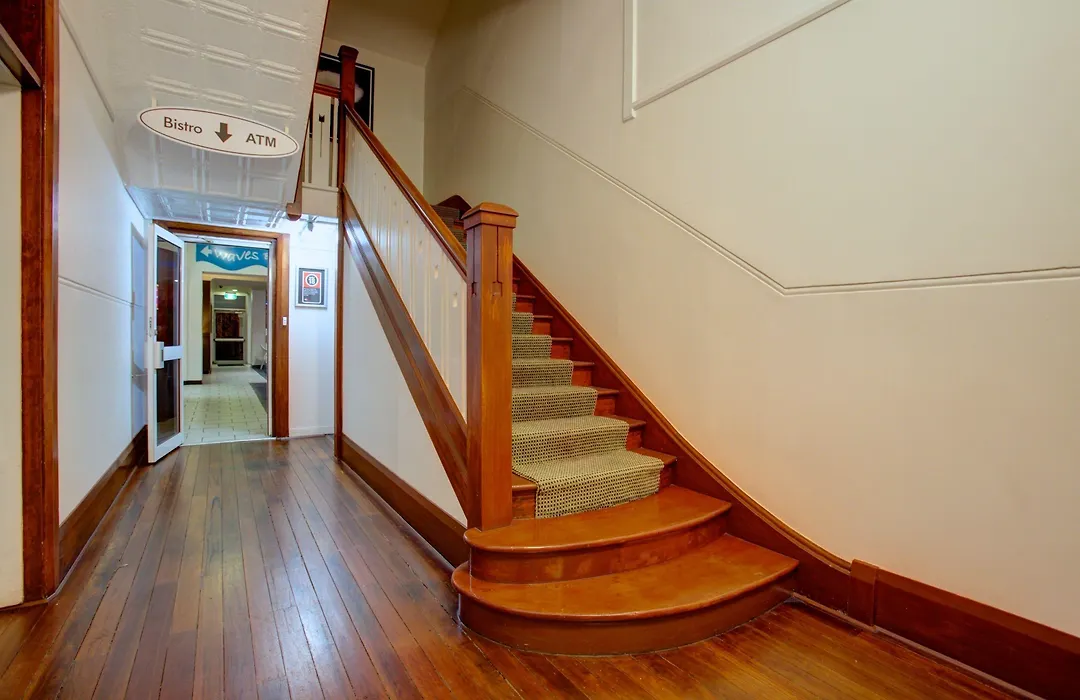 Pier Hotel Coffs Harbour-1