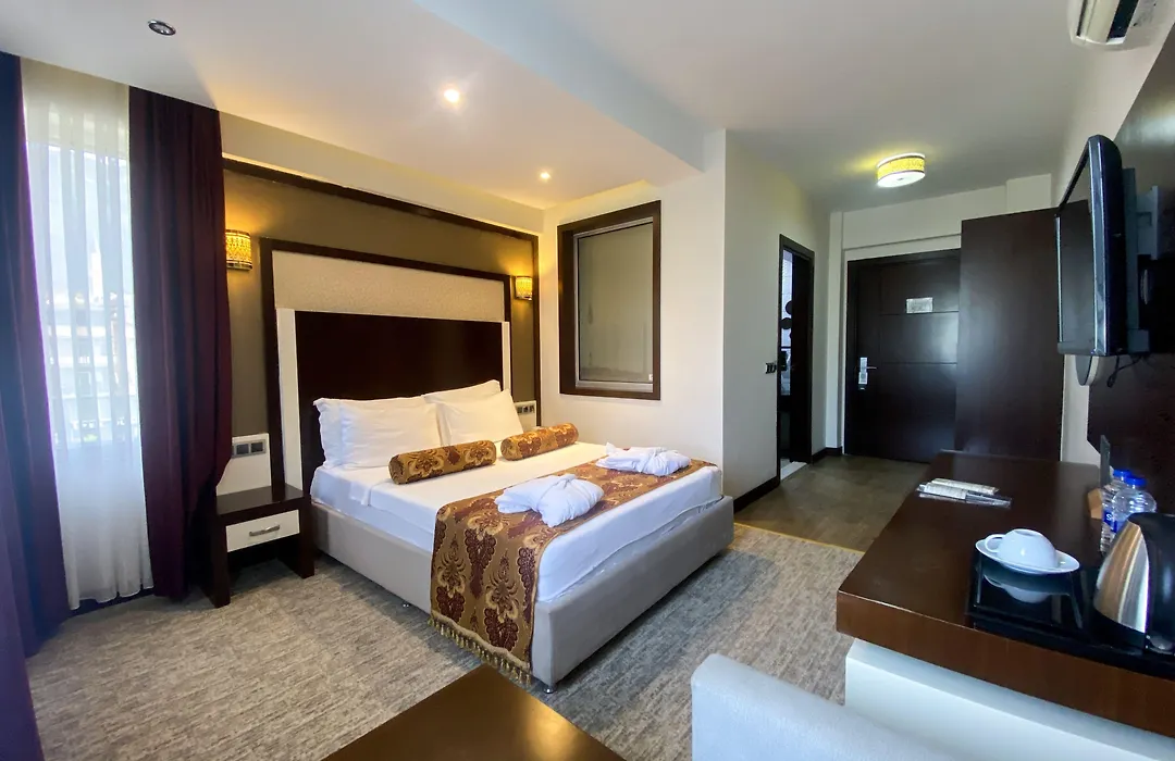 Lavin Hotel & Spa-1