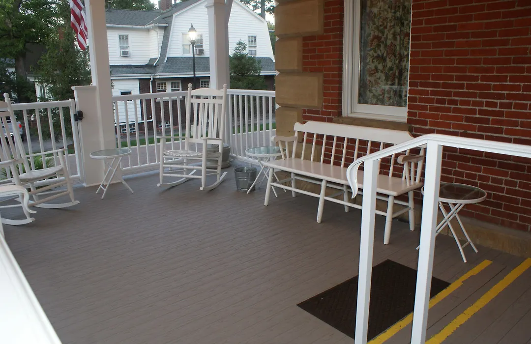 Steele Mansion Inn & Gathering Hub-1