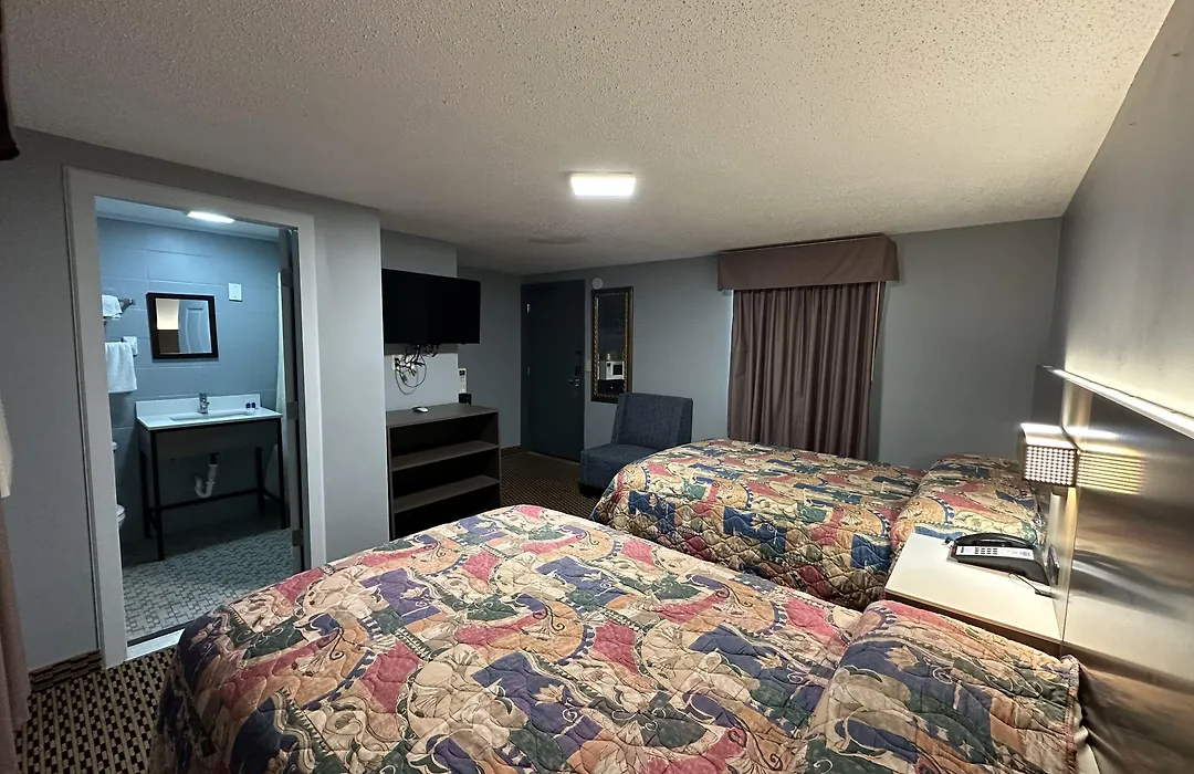 Rodeway Inn & Suites Walhalla-1