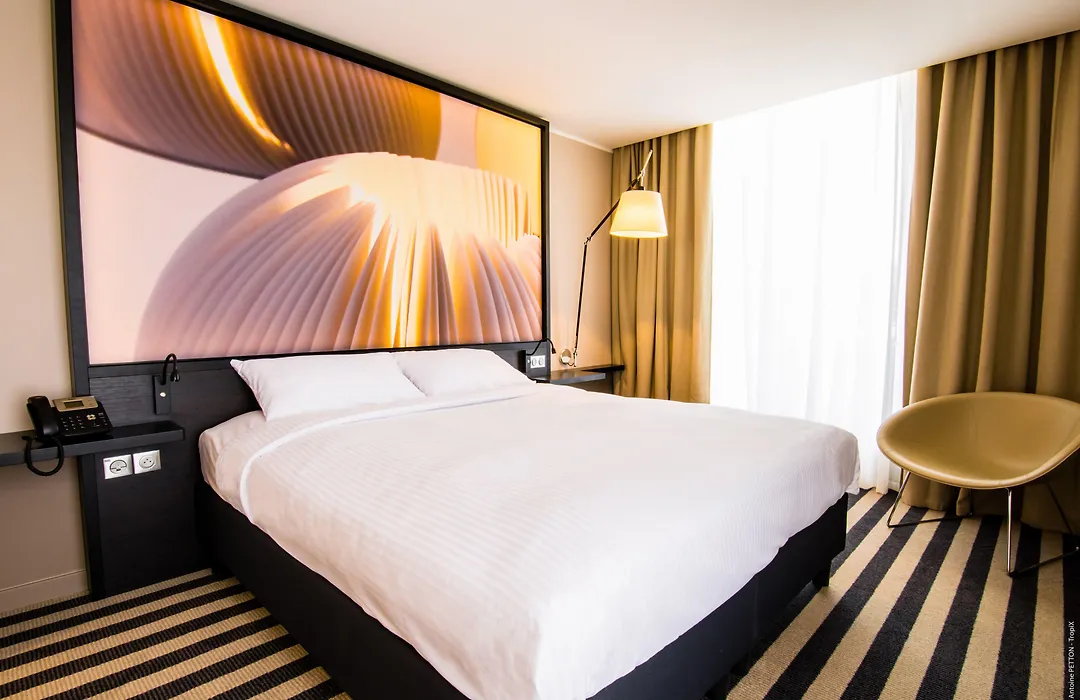 Simon Hotel-1