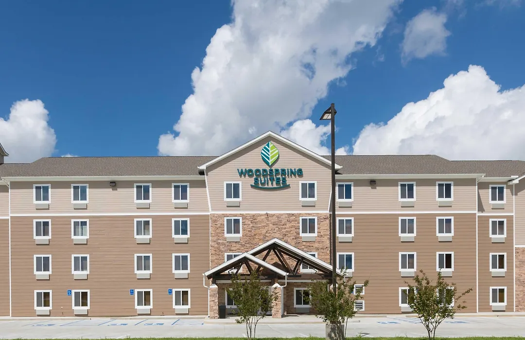 Woodspring Suites Lafayette-1
