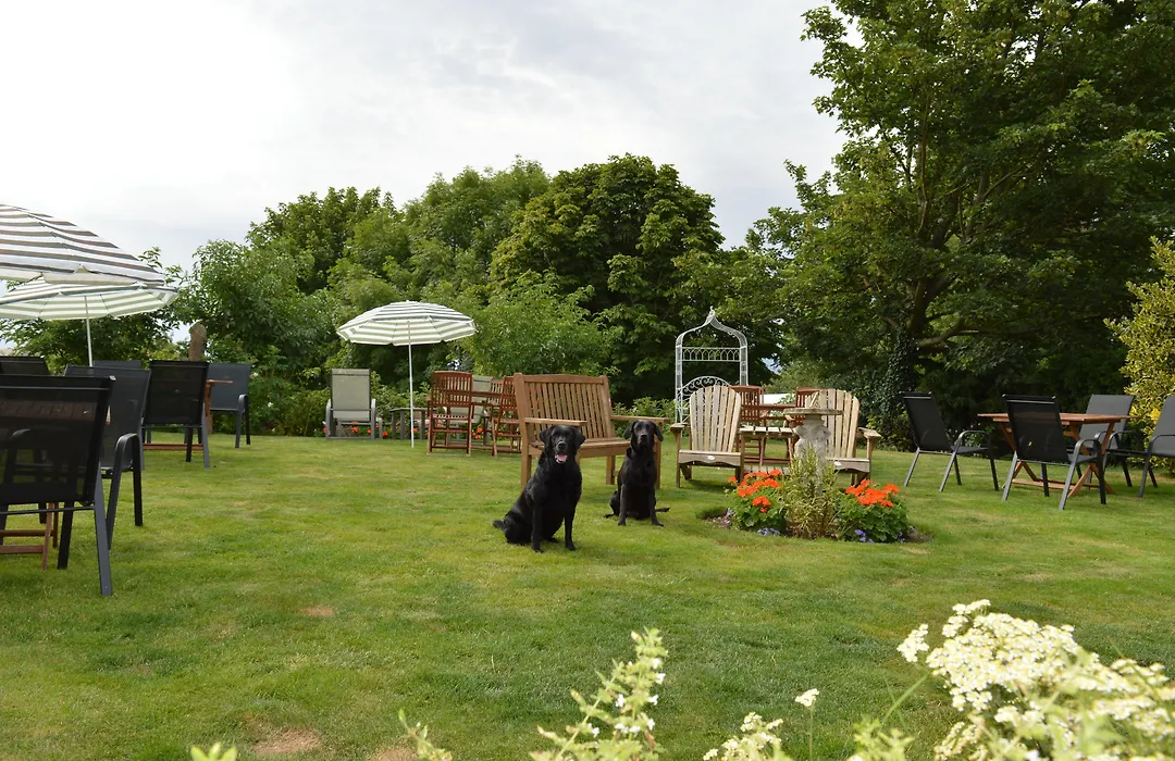 Orchard Lodge-1