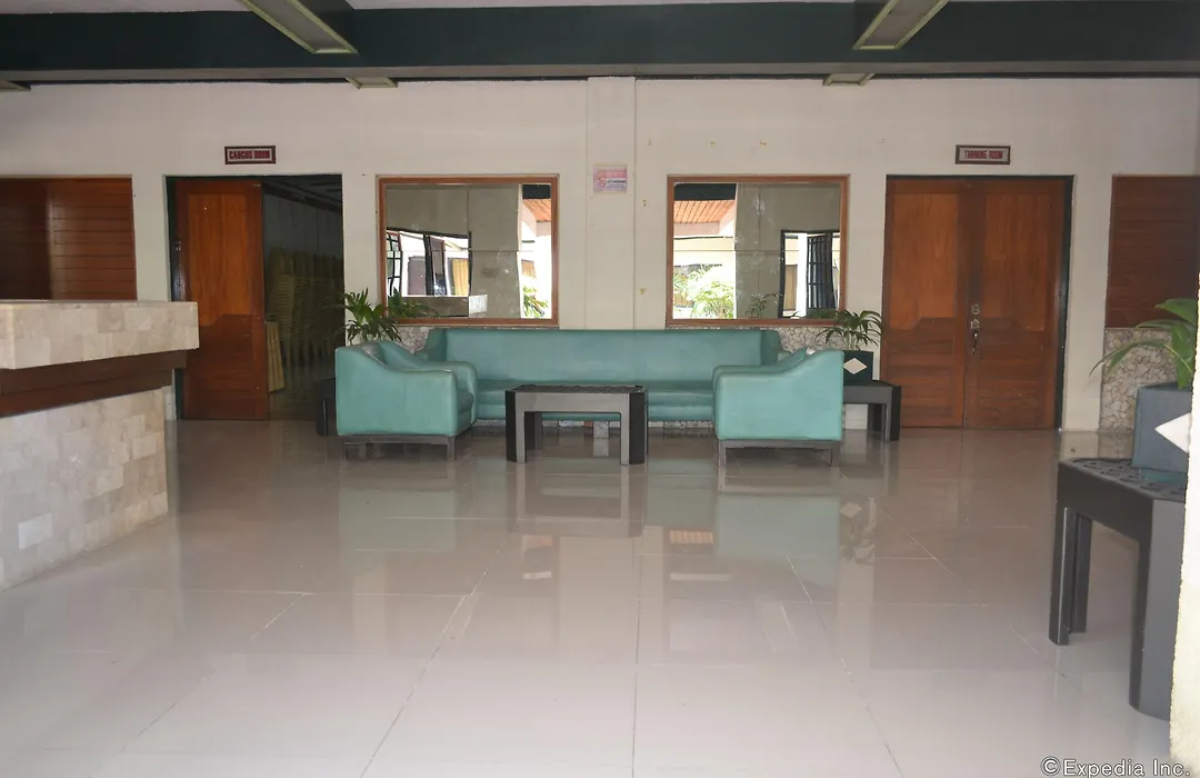 Family Country Hotel And Convention Centre-1