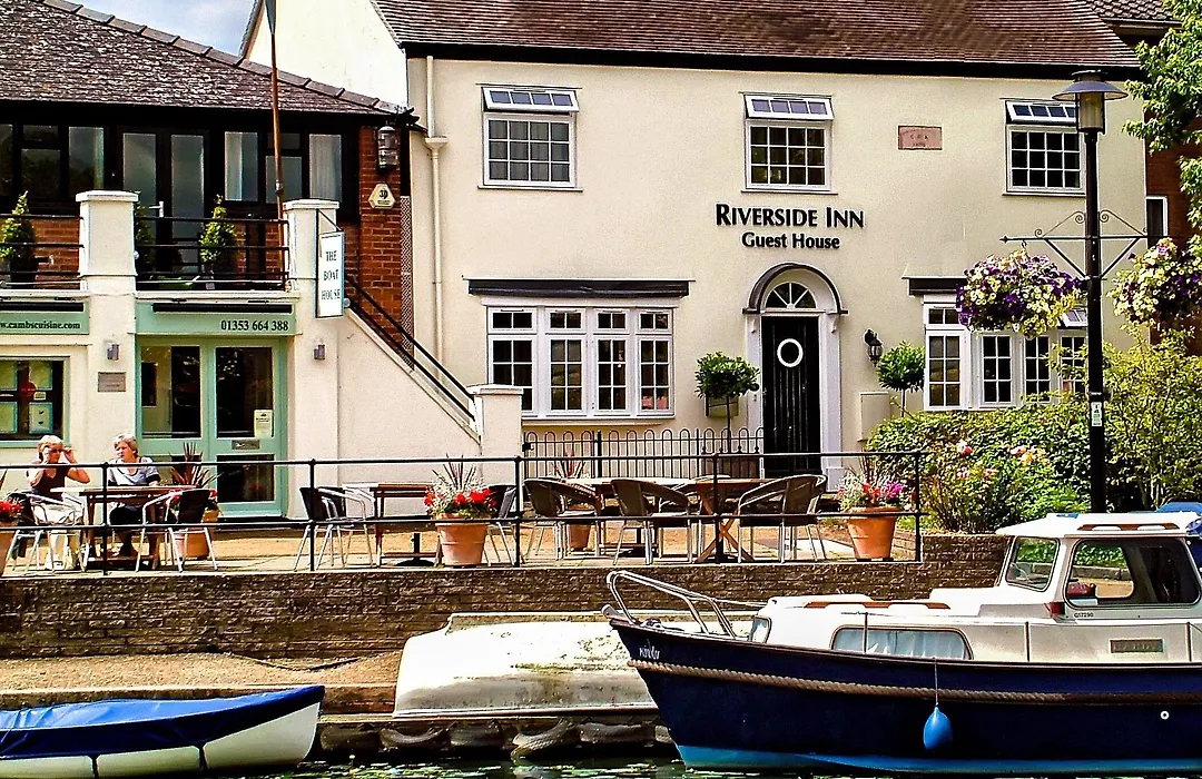 Riverside Inn-1