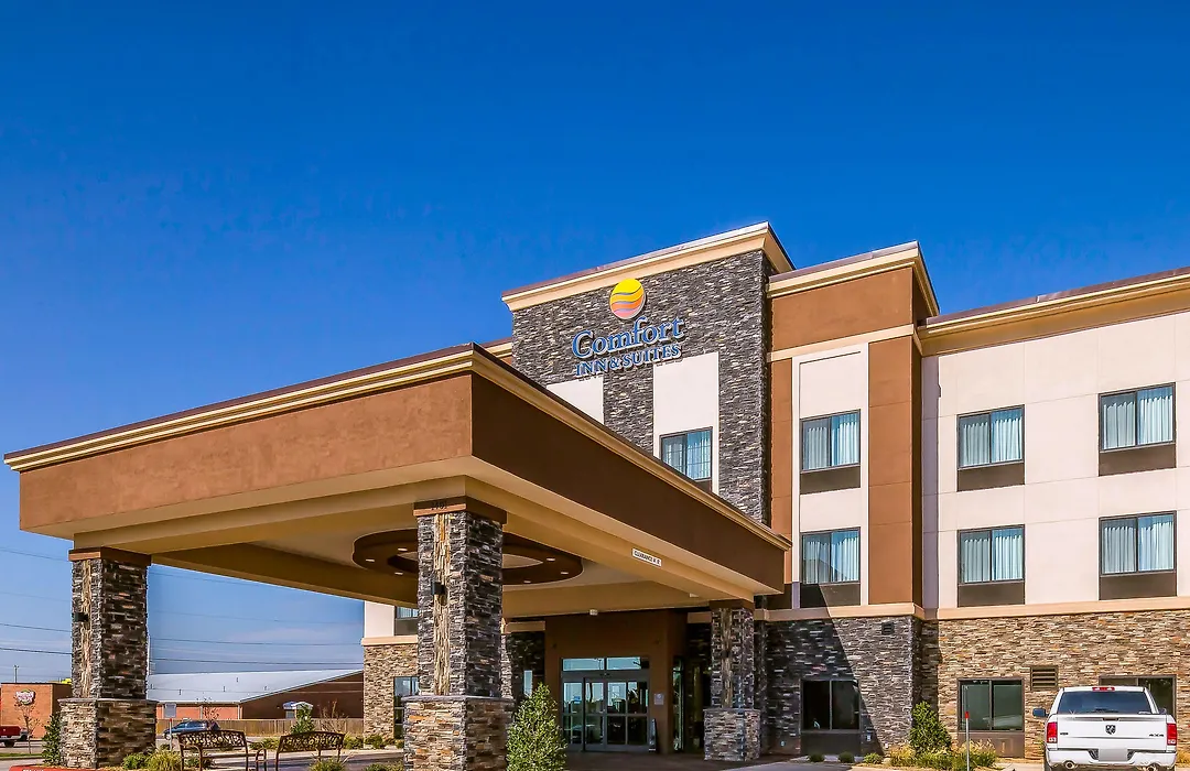 Comfort Inn & Suites Moore - Oklahoma City-1